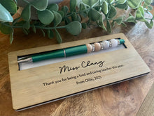 Load image into Gallery viewer, BEADED PEN & PEN HOLDER