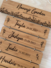 Load image into Gallery viewer, "NANNY'S GARDEN" PLAQUE