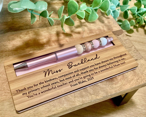 BEADED PEN & PEN HOLDER