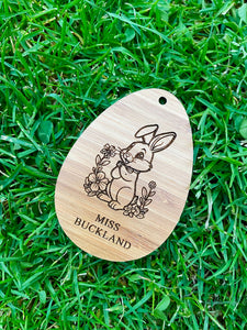 PERSONALISED EGG SHAPED GIFT TAG