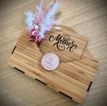 Load image into Gallery viewer, FOREVER LETTER” (ENVELOPE WITH REMOVABLE CARD AND DRIED FLORALS)